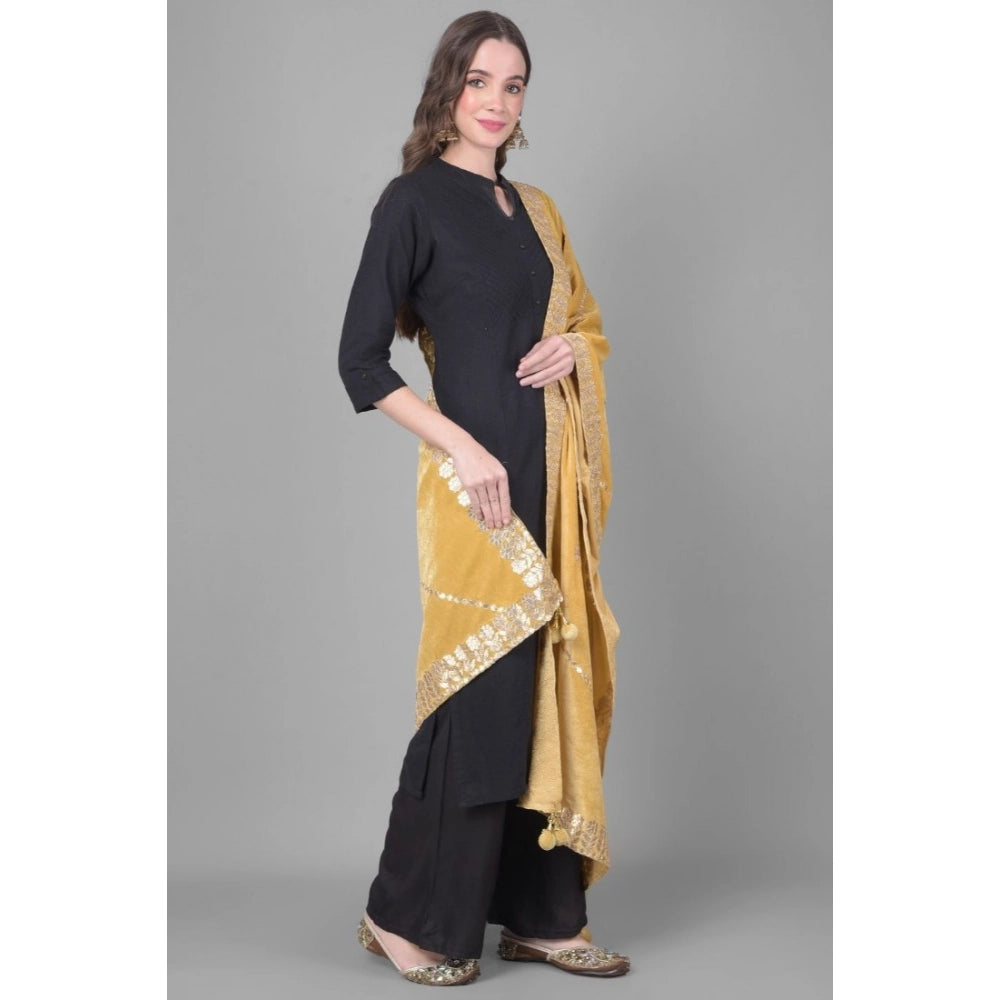 Vaystra Velvet Gotta Patti Dupatta – Gold