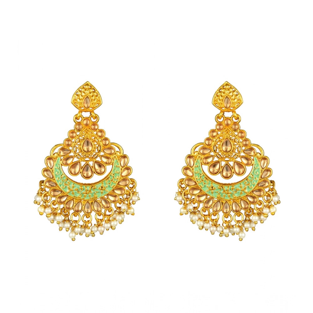 Vaystra Gold Plated Rose Alloy Kundan Earrings &amp; Mangtikka in Green,