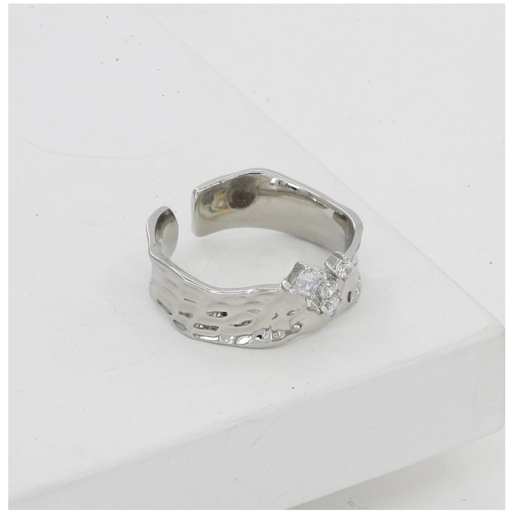 Vaystra Gold Plated Stainless Steel Silver Polish Freesize Western Finger Ring in Silver Plated