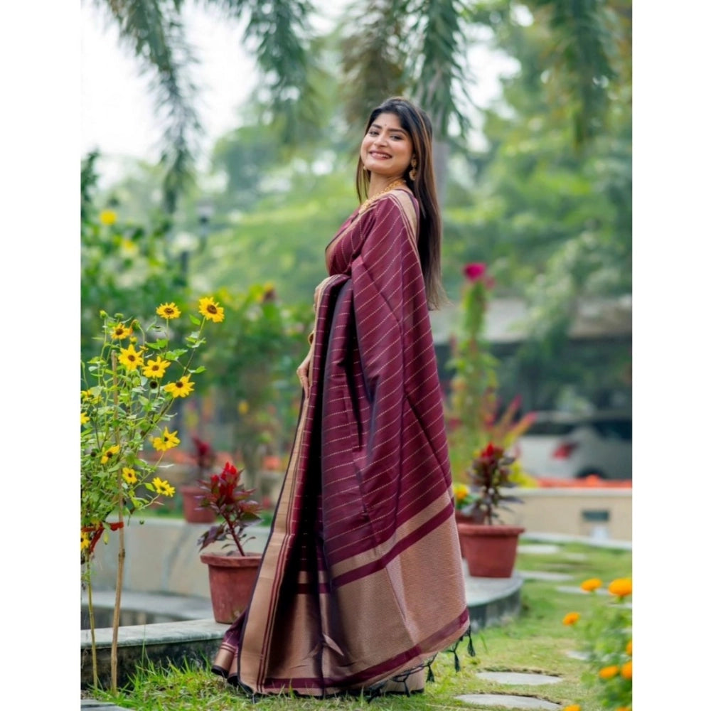 Vaystra Silk Printed Saree With Unstitched Blouse 5.5Mtr – Maroon