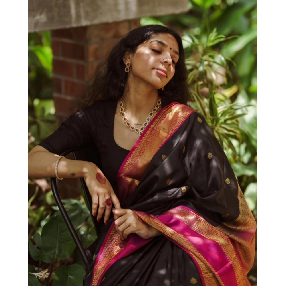 Vaystra Silk Printed Saree With Unstitched Blouse 5.5Mtr – Black-Pink