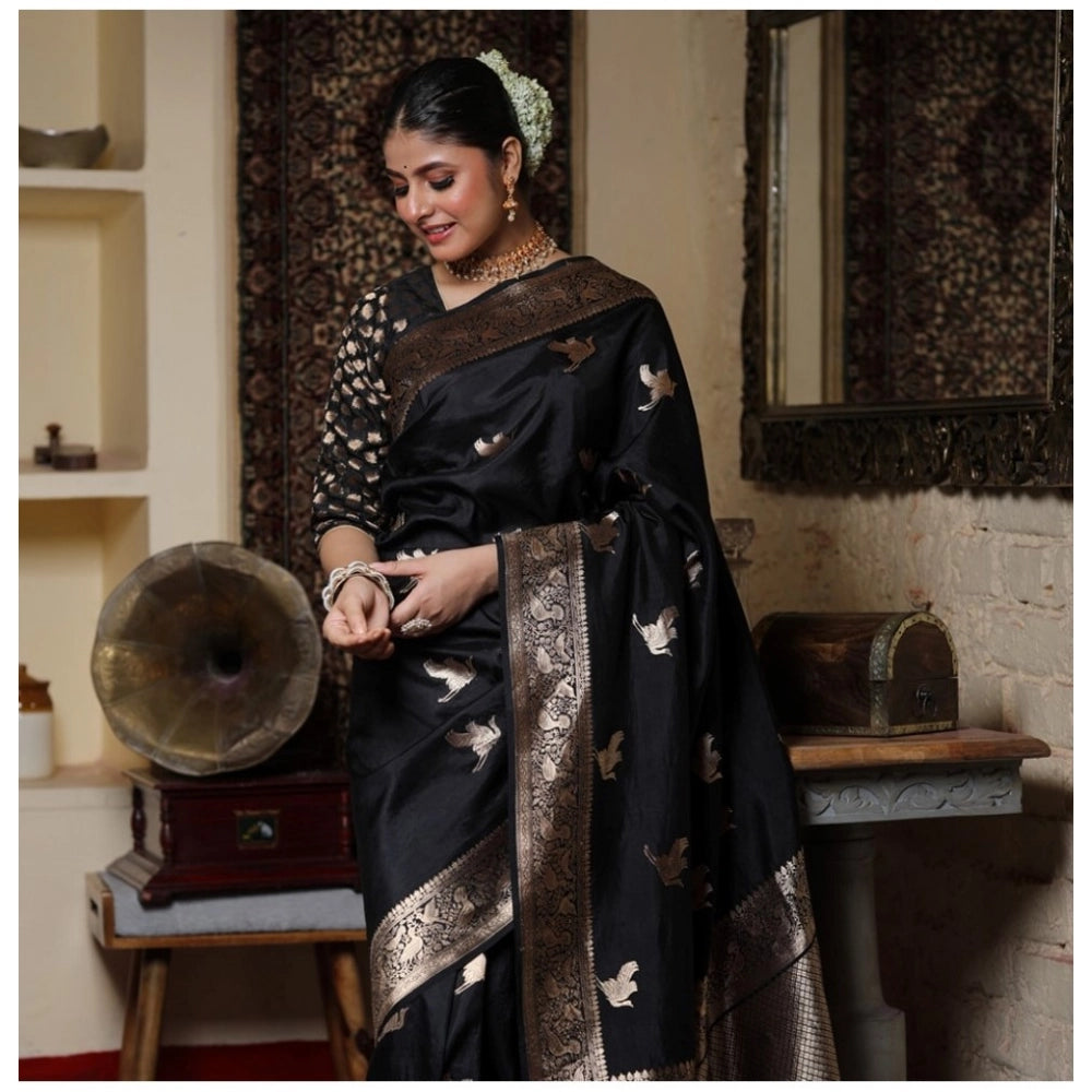 Vaystra Silk Printed Saree With Unstitched Blouse 5.5Mtr – Black