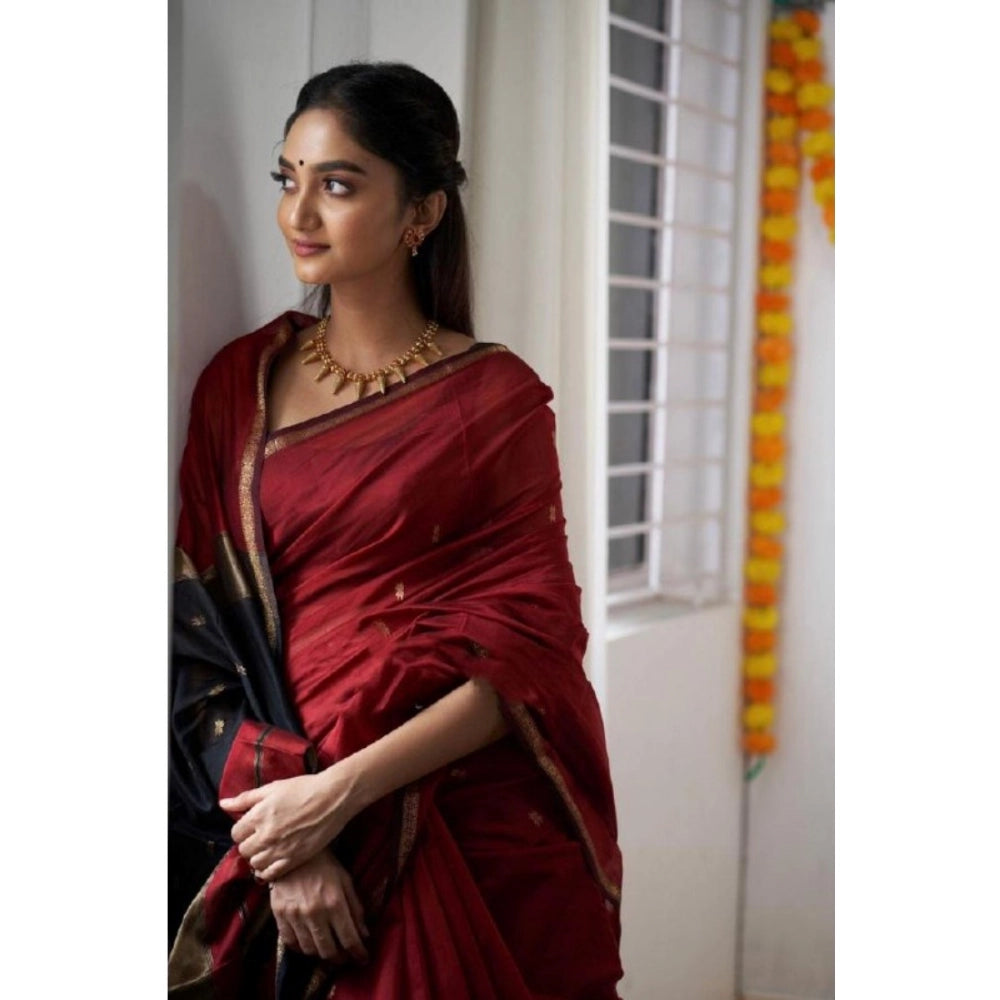 Vaystra Cotton Printed Saree With Unstitched Blouse 5.5Mtr – Red
