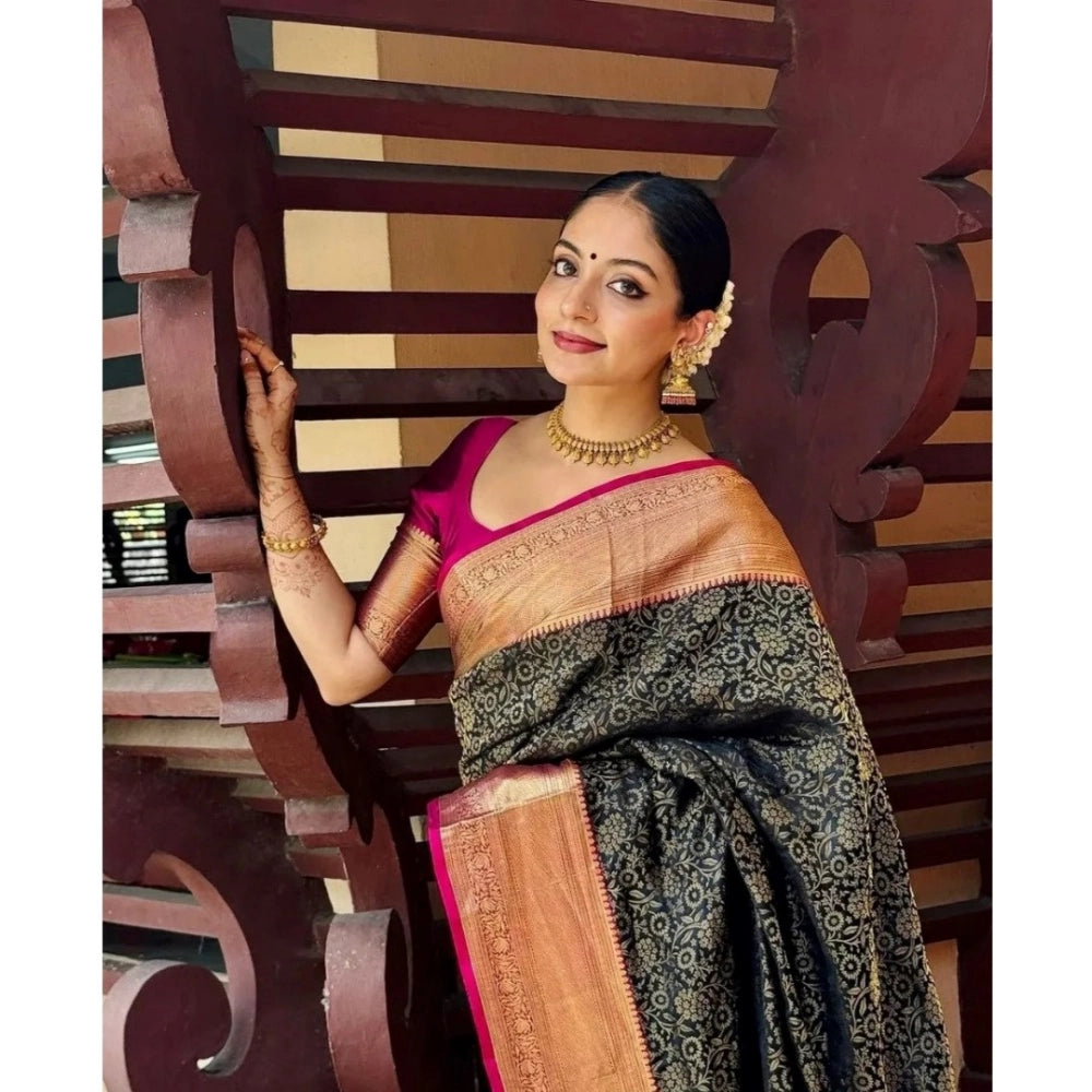 Vaystra Silk Printed Saree With Unstitched Blouse 5.5Mtr – Green