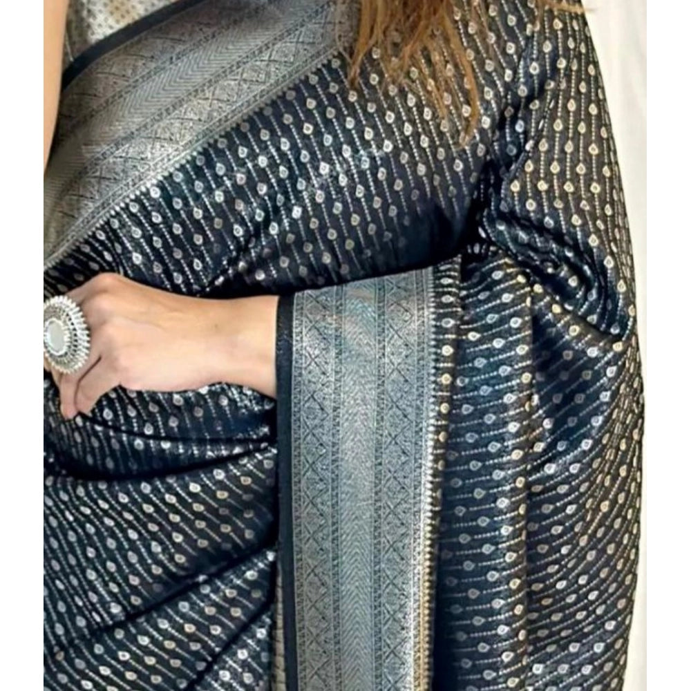 Vaystra Silk Printed Saree With Unstitched Blouse 5.5Mtr – Black