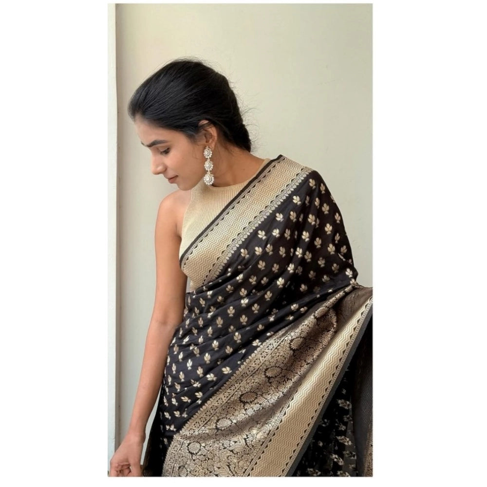 Vaystra Silk Printed Saree With Unstitched Blouse 5.5Mtr – Black