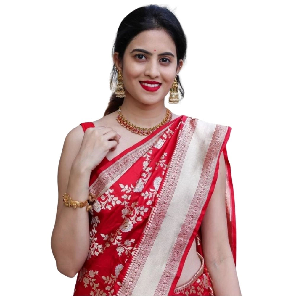 Vaystra Silk Printed Saree With Unstitched Blouse 5.5Mtr – White