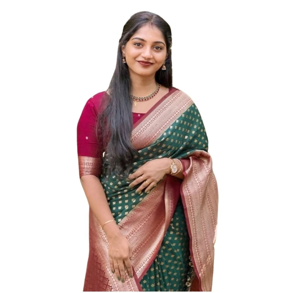 Vaystra Silk Printed Saree With Unstitched Blouse 5.5Mtr – Green-Red