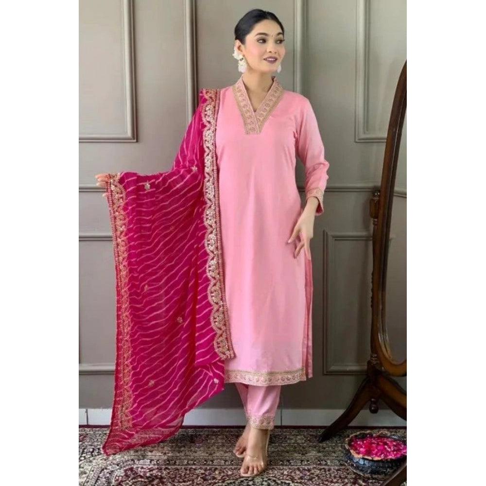 Vaystra Roman Silk Embroidery 3-4th Sleeve V-Neck Kurti With Pant Dupatta Set – Pink