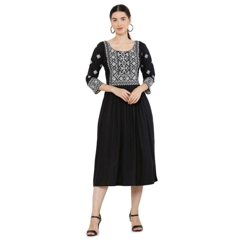Vaystra Casual Rayon 3-4th Sleeves Kurti – Black