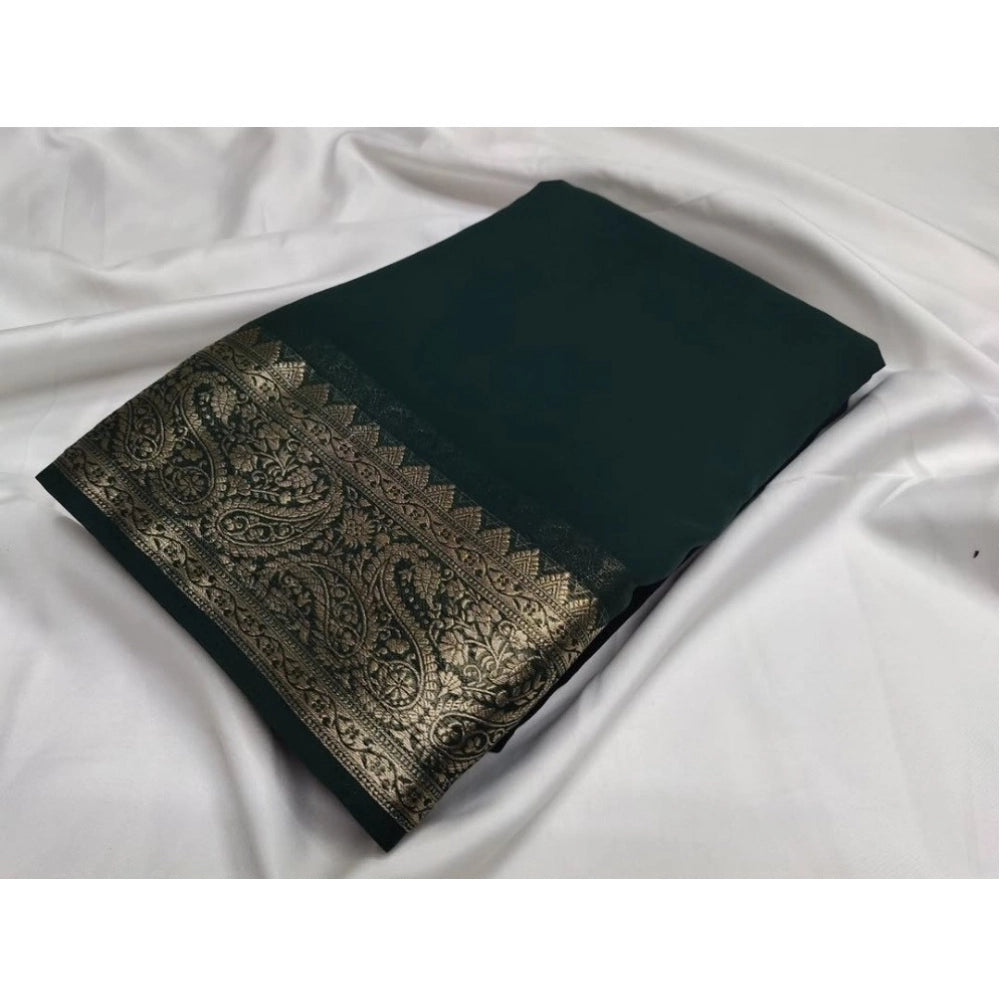 Vaystra Crepe Chit Pallu Solid Saree With Unstitched Blouse 5.5Mtr – Bottle Green