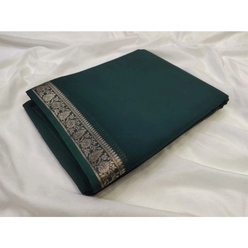 Vaystra Crepe Chit Pallu Solid Saree With Unstitched Blouse 5.5Mtr – Bottle Green
