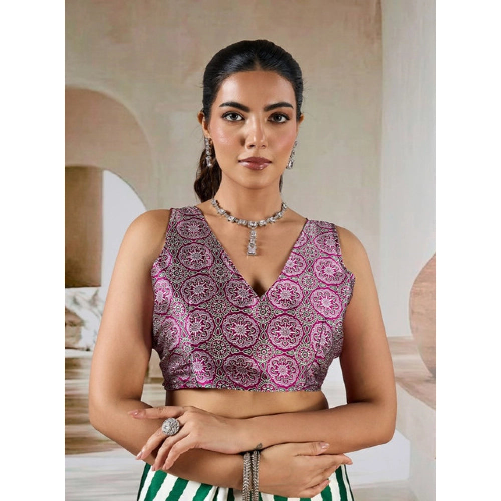 Vaystra Satin Crepe Printed Saree With Unstitched Blouse 5.5Mtr – Green