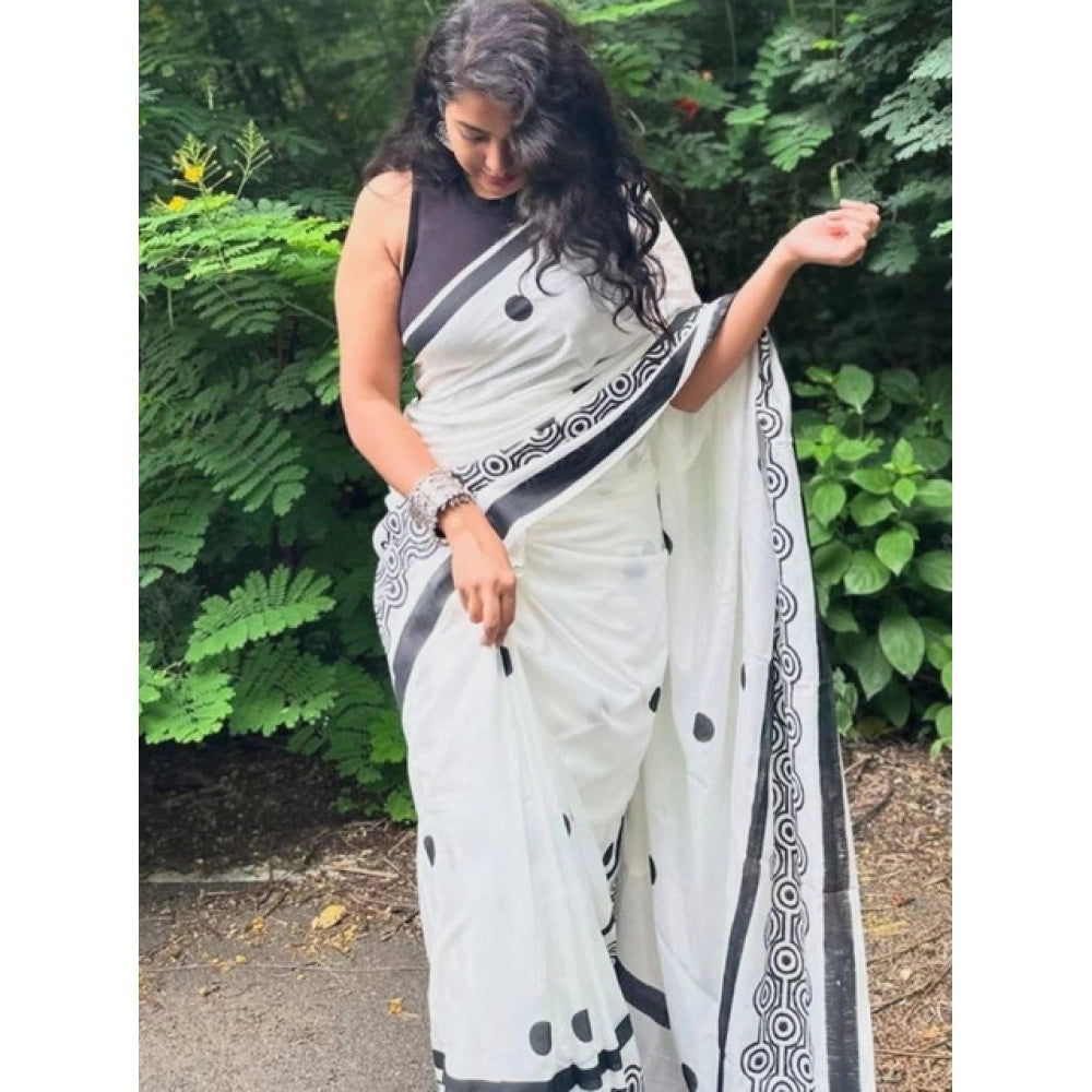 Vaystra Linen Printed Saree With Unstitched Blouse 5.5Mtr – White