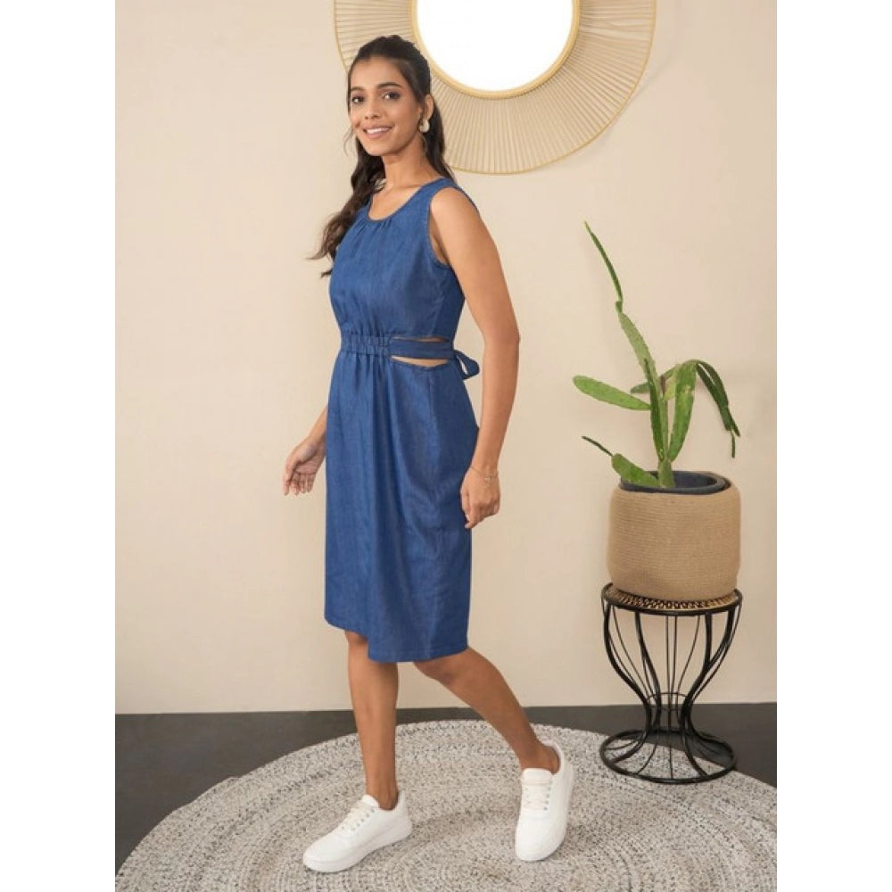 Vaystra Denim Solid Sleeveless Dress – Blue
