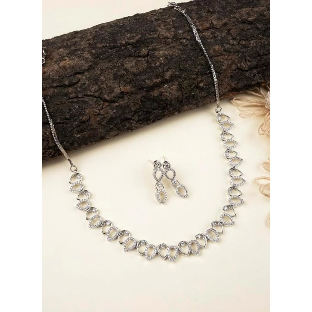 Vaystra Brass Silver Plated Necklace set - Silver,