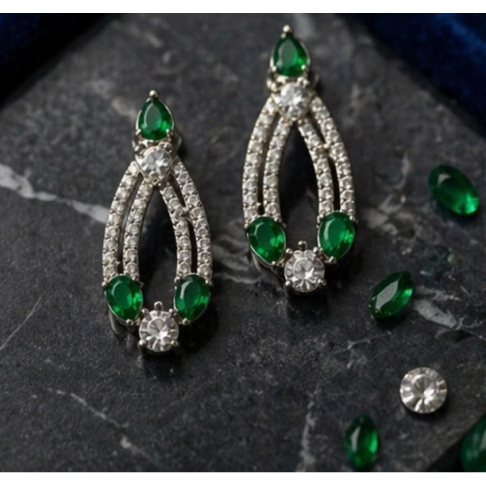 Vaystra Gold Plated Brass Silver Plated Necklace set in Green,
