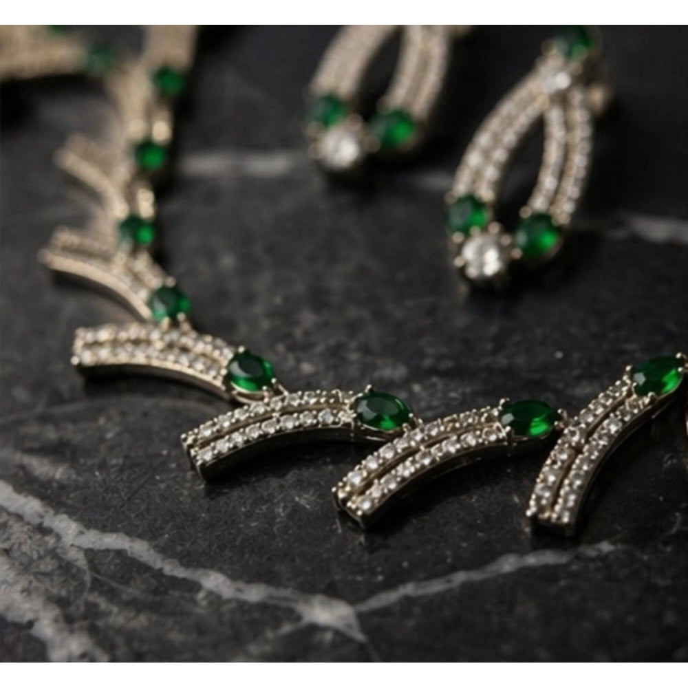 Vaystra Gold Plated Brass Silver Plated Necklace set in Green,